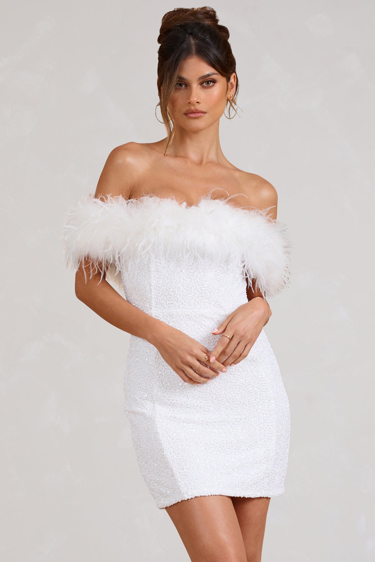 Noëlle™ | Robe à pailettes avec plumes